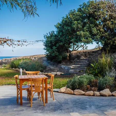 Homes Cyprus Mup 빌라 *